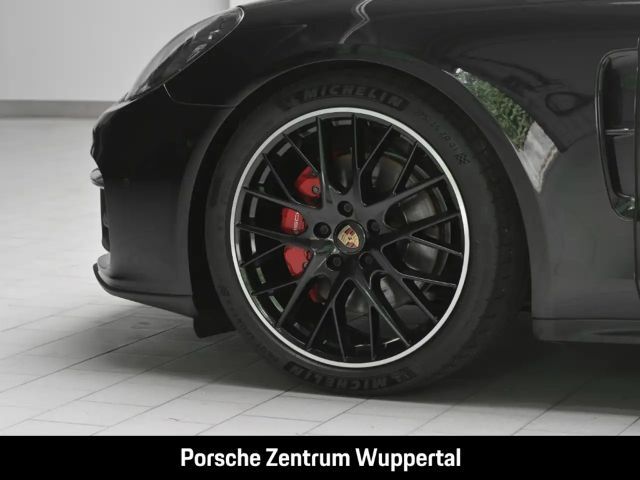 Porsche Panamera 4S