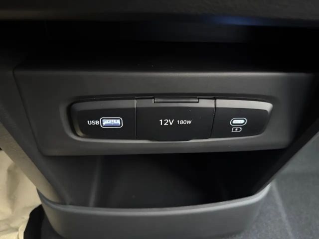 Hyundai Staria Trend