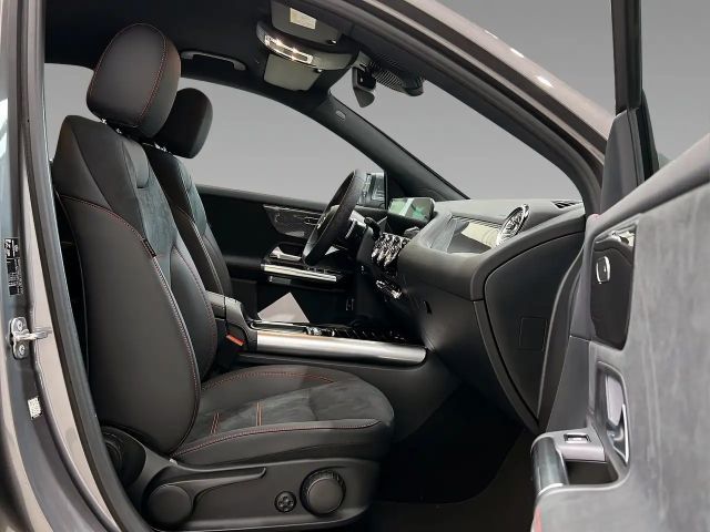 Mercedes-Benz GLA 200 AMG Line GLA 200 d