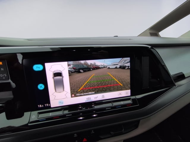 Volkswagen Multivan 2.0 TDI DSG Lang T7