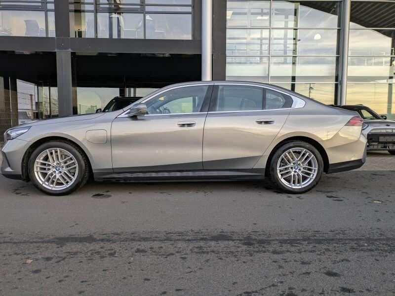 BMW 530 530e Sedan