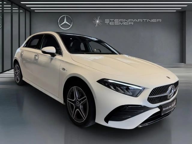 Mercedes-Benz A 250 A 250 e AMG Line