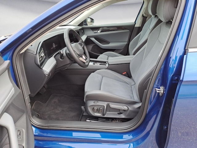 Volkswagen Passat 1.5 eTSI Business DSG Variant