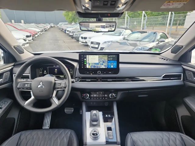 Mitsubishi Outlander 4WD