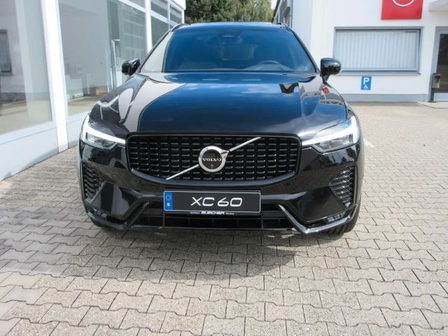 Volvo XC60 AWD Dark Plus