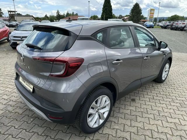 Renault Captur EDC Evolution Hybrid