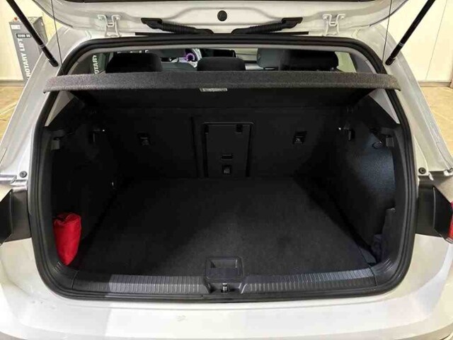 Volkswagen Golf 1.5 TSI Golf VIII IQ.Drive