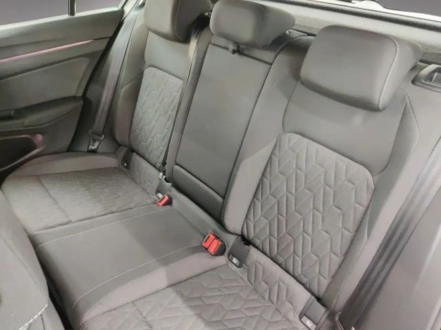 Volkswagen Golf 1.5 TSI Life