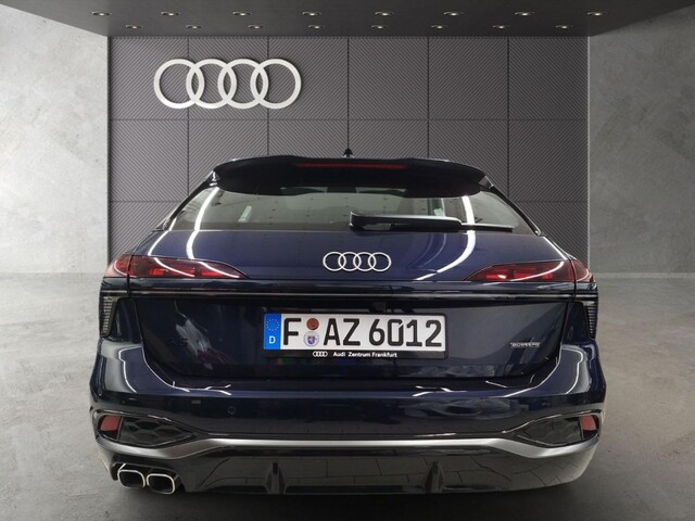 Audi A6 Avant Quattro S-Tronic