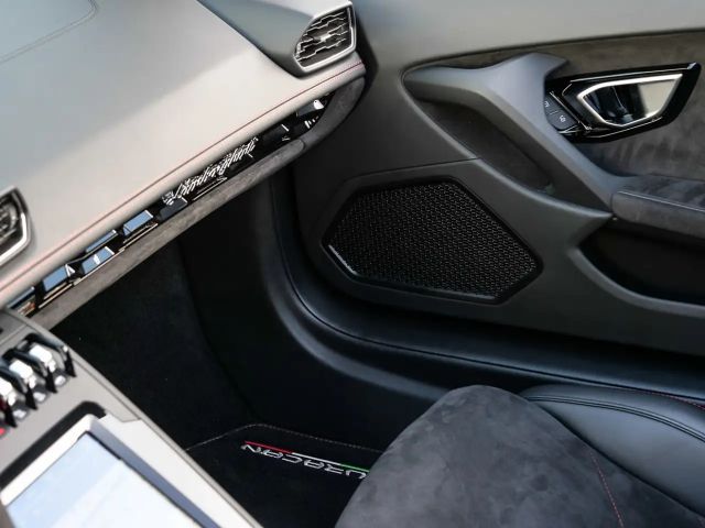 Lamborghini Huracan EVO RWD Spyder