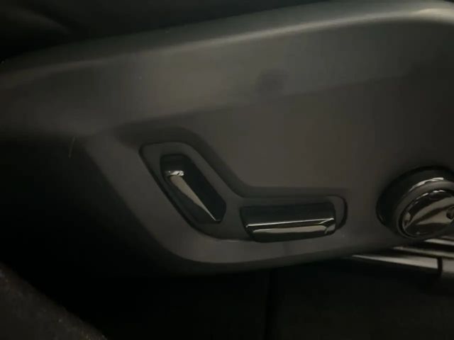 Volvo XC60 AWD Dark T8 Ultra