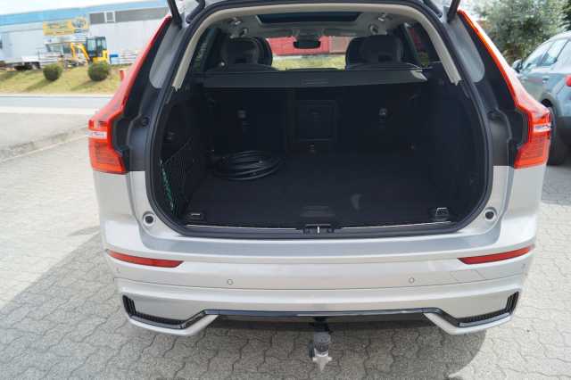 Volvo XC60 AWD Dark Plus T6