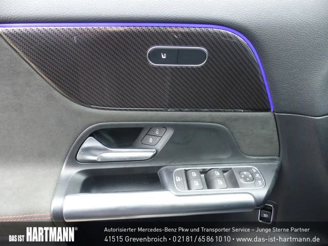 Mercedes-Benz GLA 180 AMG Line