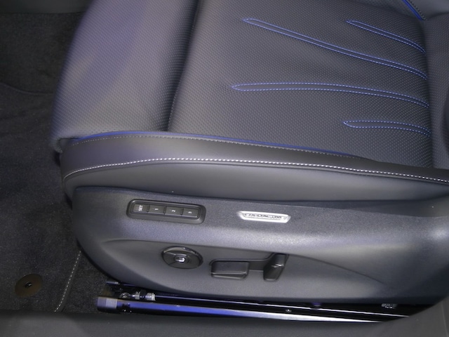 Volkswagen Passat DSG R-Line eHybrid