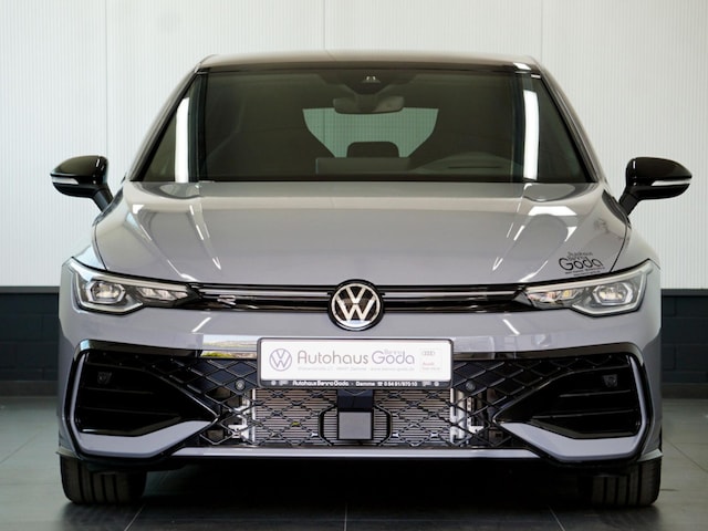 Volkswagen Golf 1.5 eTSI DSG R-Line