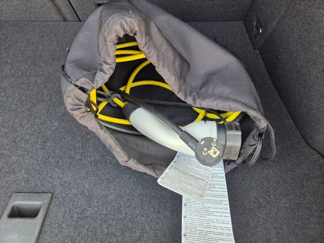 Volkswagen Golf GTE Plus eHybrid