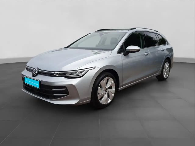 Volkswagen Golf 1.5 TSI DSG Life Variant