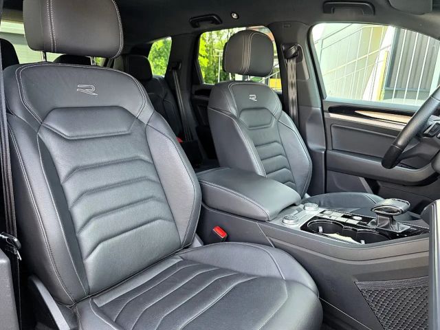 Volkswagen Touareg 4Motion R-Line