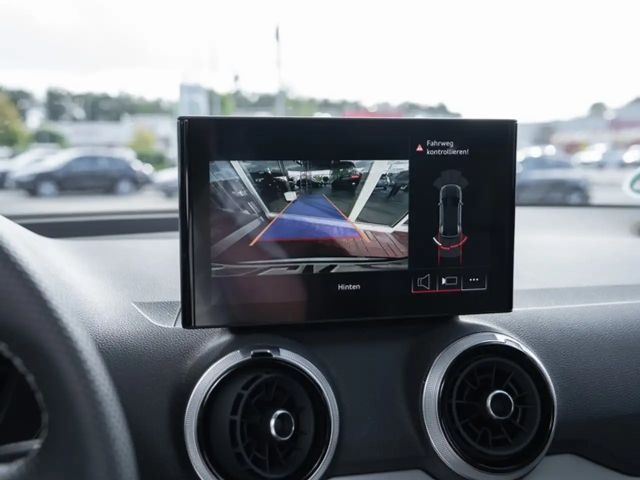 Audi Q2 35 TFSI S-Line