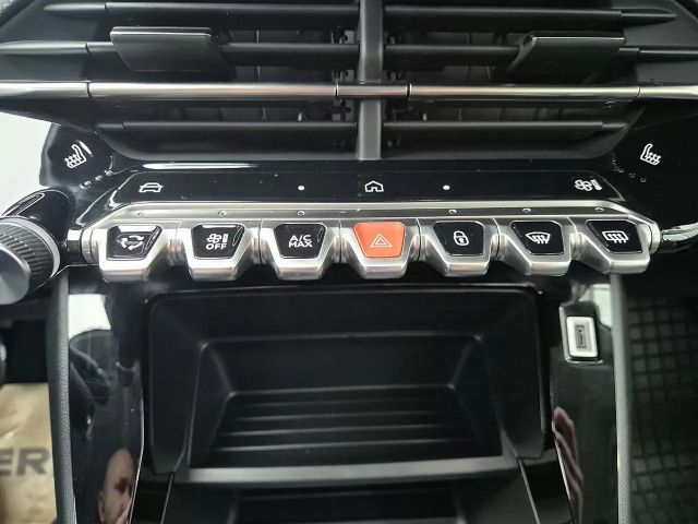 Peugeot 208 PureTech Style