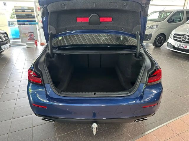 BMW 520 520d Business Line Sedan