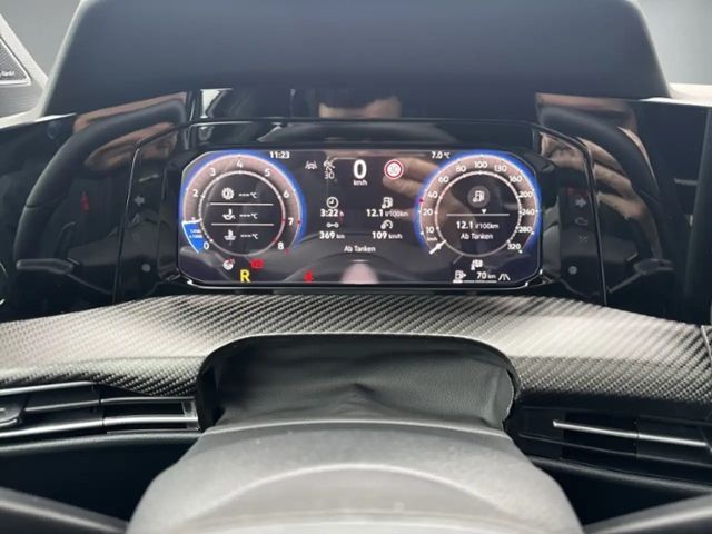 Volkswagen Golf 2.0 TSI DSG Golf VIII