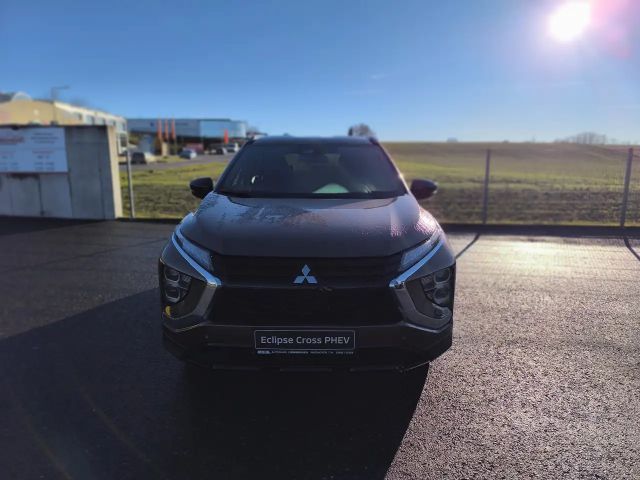 Mitsubishi Eclipse Cross 4WD CVT Intense PHEV