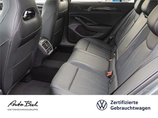 Volkswagen Passat 2.0 TDI DSG R-Line