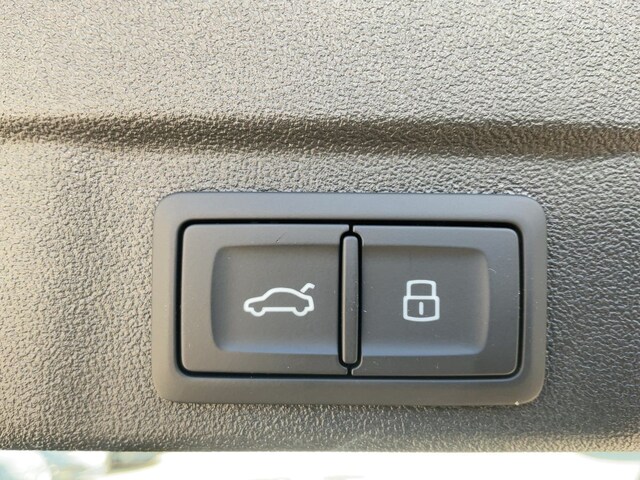 Audi A6 Avant Quattro S-Tronic