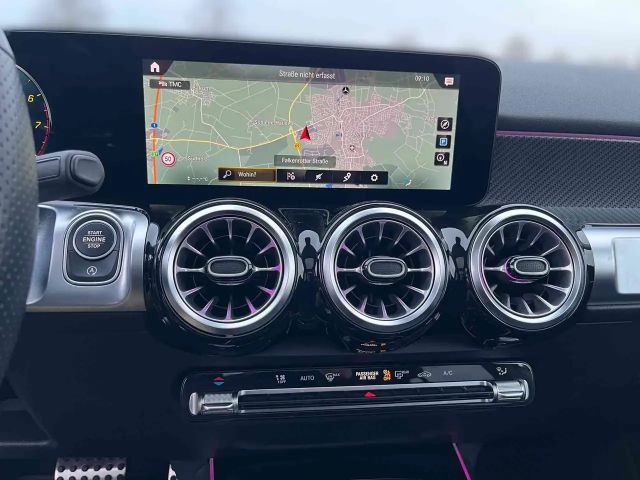 Mercedes-Benz GLB 180 AMG Line