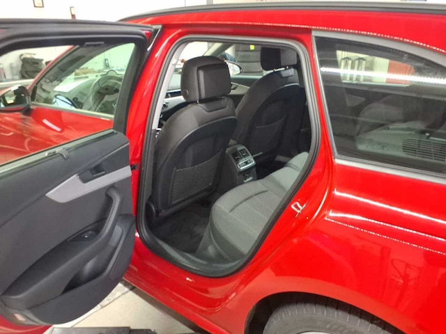 Audi A4 50 TDI Avant Quattro