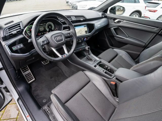Audi Q3 45 TFSI S-Line