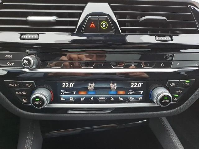 BMW 540 540d M-Sport Touring xDrive