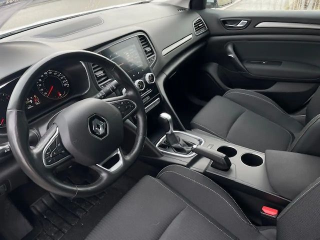 Renault Megane EDC TCe 140 Zen