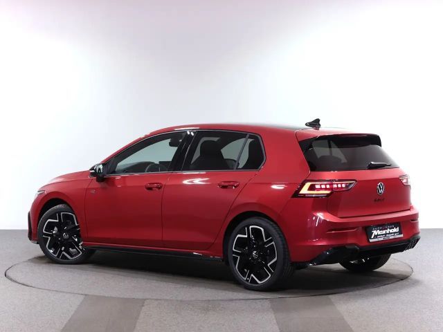 Volkswagen Golf 1.5 TSI R-Line Style