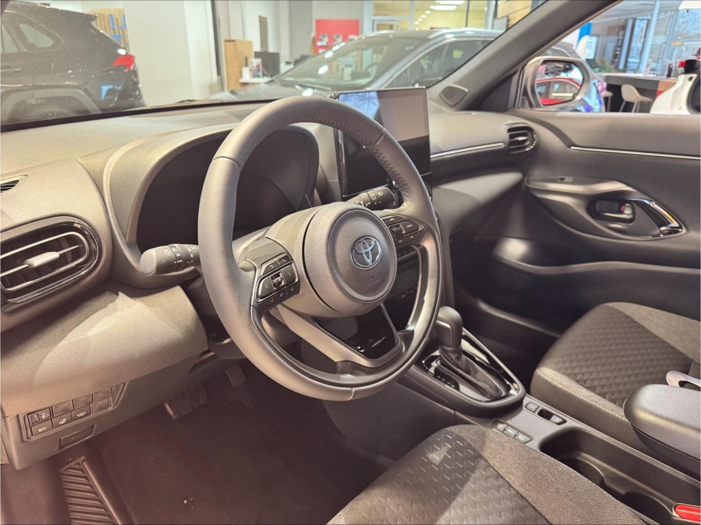 Toyota Yaris Cross 4x2 5-deurs Plus