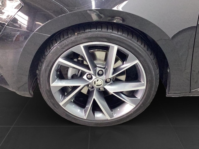 Skoda Superb 2.0 TSI Combi Sportline