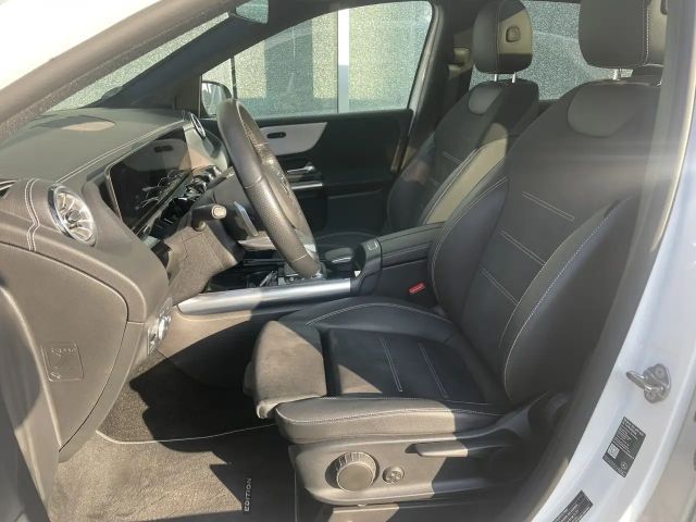 Mercedes-Benz B 200 AMG Line