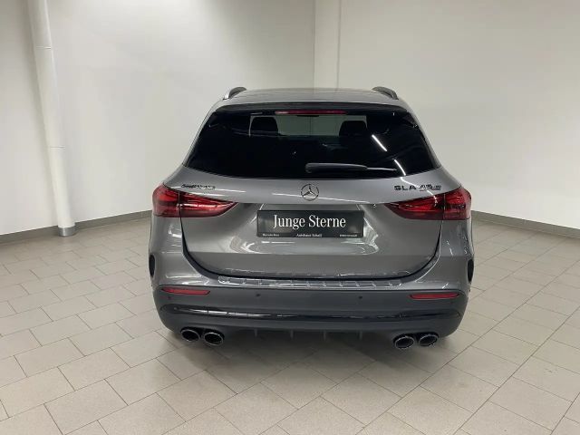 Mercedes-Benz GLA 45 AMG 4MATIC AMG Line