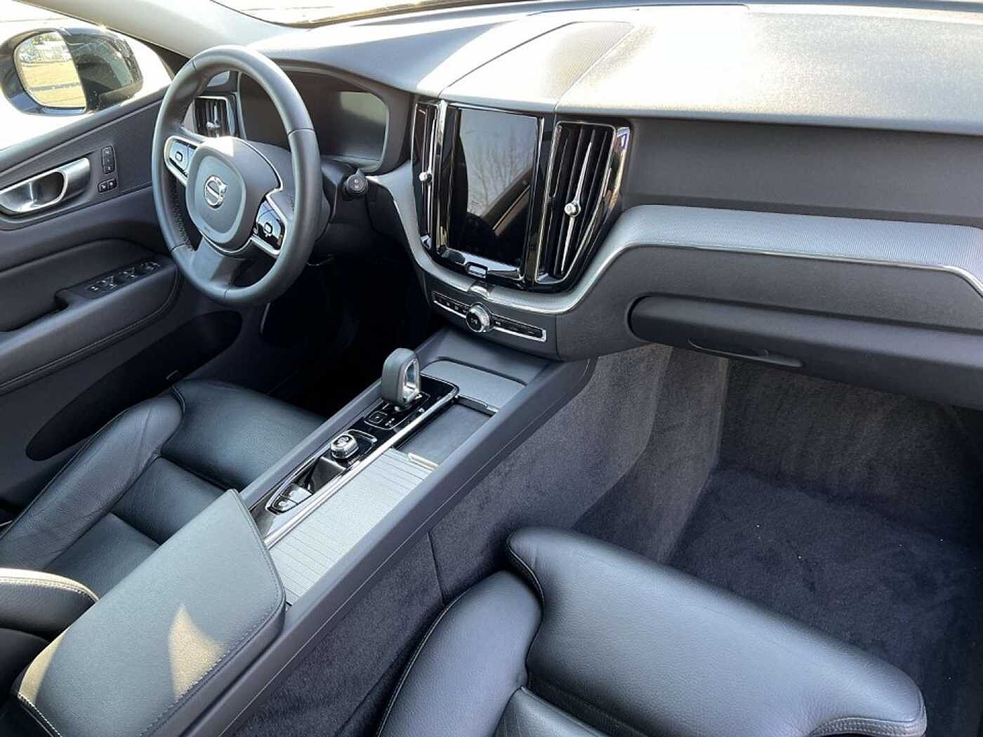 Volvo XC60 Dark Plus T8