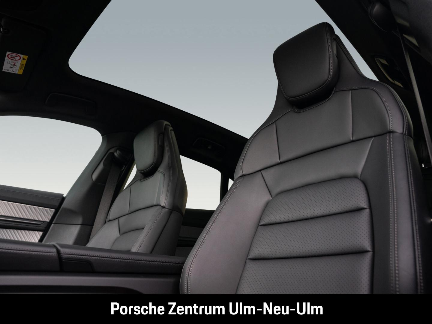 Porsche Taycan 4 Cross Turismo