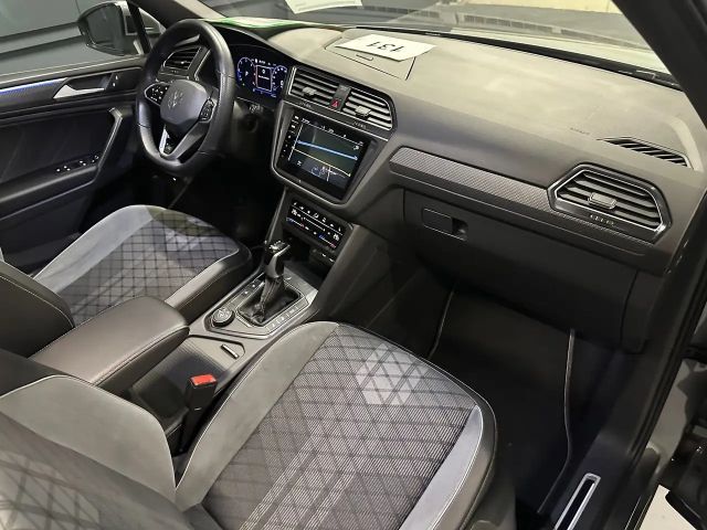 Volkswagen Tiguan Allspace IQ.Drive R-Line