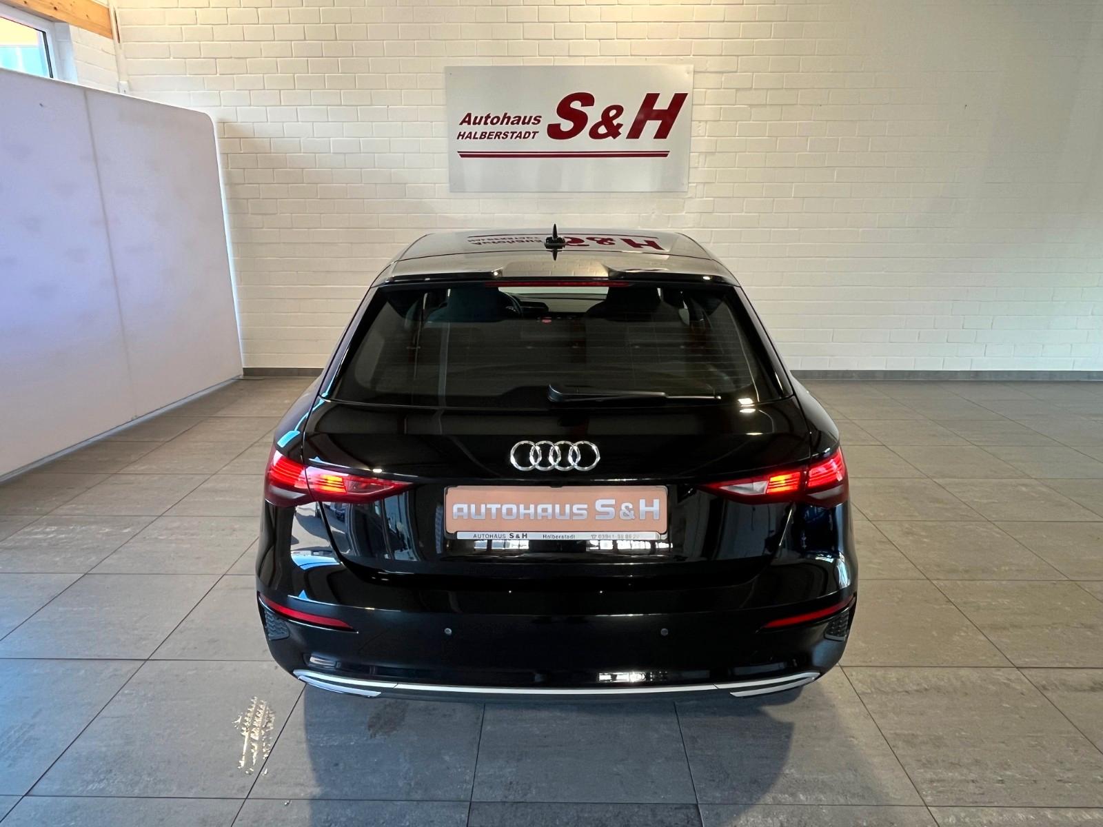 Audi A3 40 TFSI Quattro S-Tronic Sedan Sportback