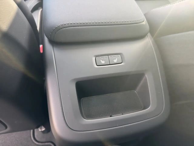 Volvo XC60 AWD Plus T8