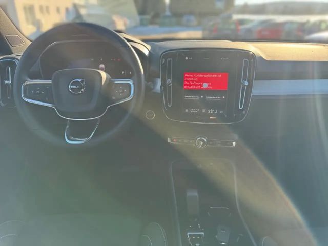 Volvo XC40 Dark Plus