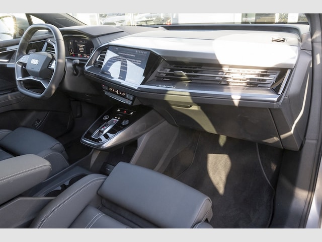 Audi Q4 e-tron SUV 45 e-tron Audi Q4 e-tron