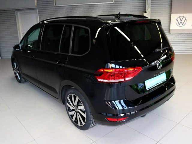 Volkswagen Touran 1.5 TSI DSG Highline