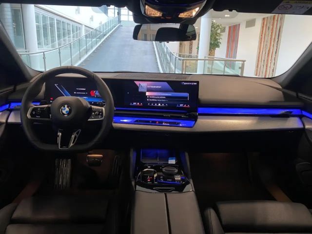 BMW 520 520i M-Sport Touring