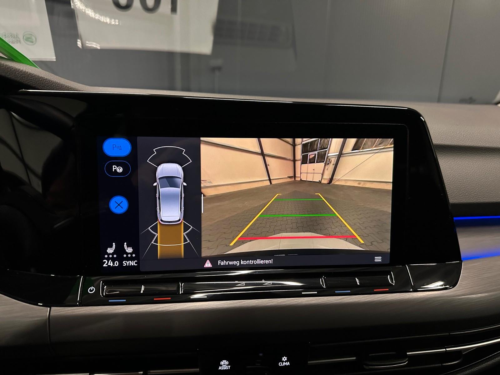 Volkswagen Golf IQ.Drive Style