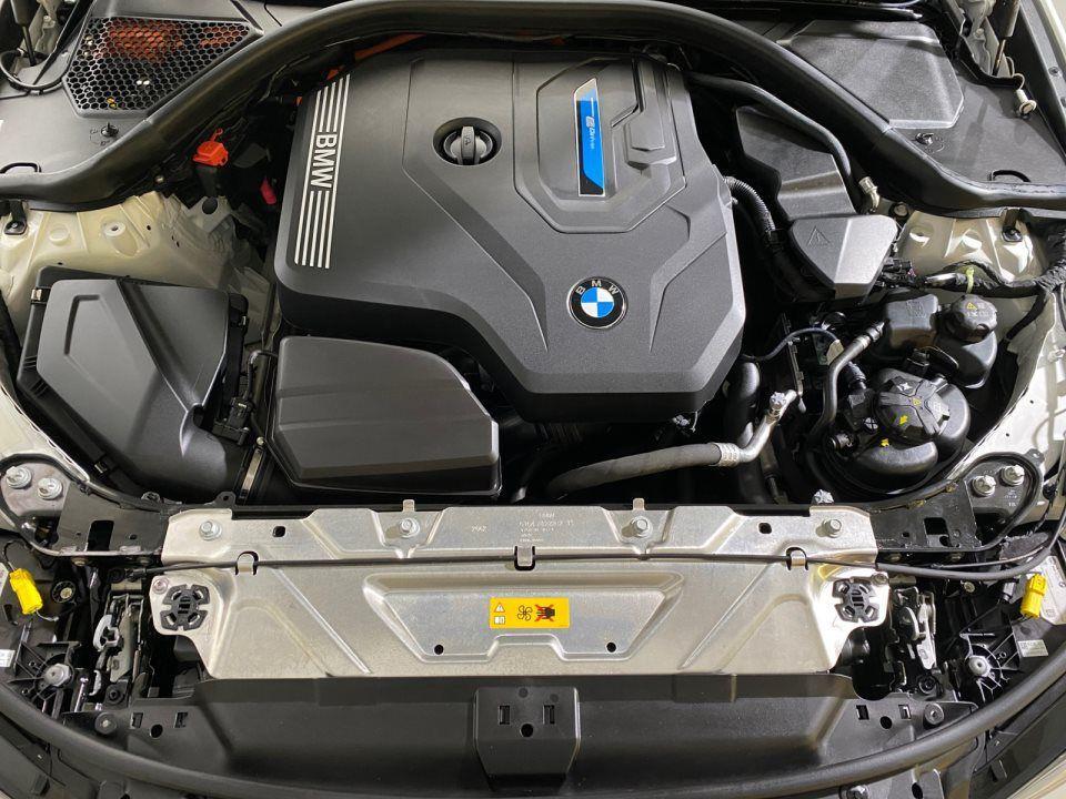 BMW 330 330e Touring